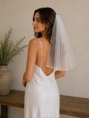Bridal Wedding Veil Ivory Tulle Pearl Beaded Edge Elbow Length Comb